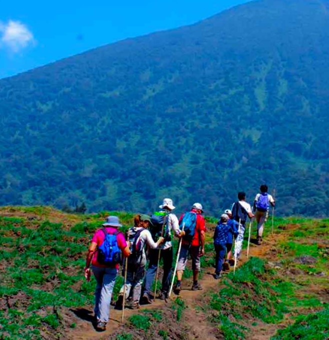 5 Days 4 Nights Mountain Karisimbi Hiking Rwanda and Lake Kivu